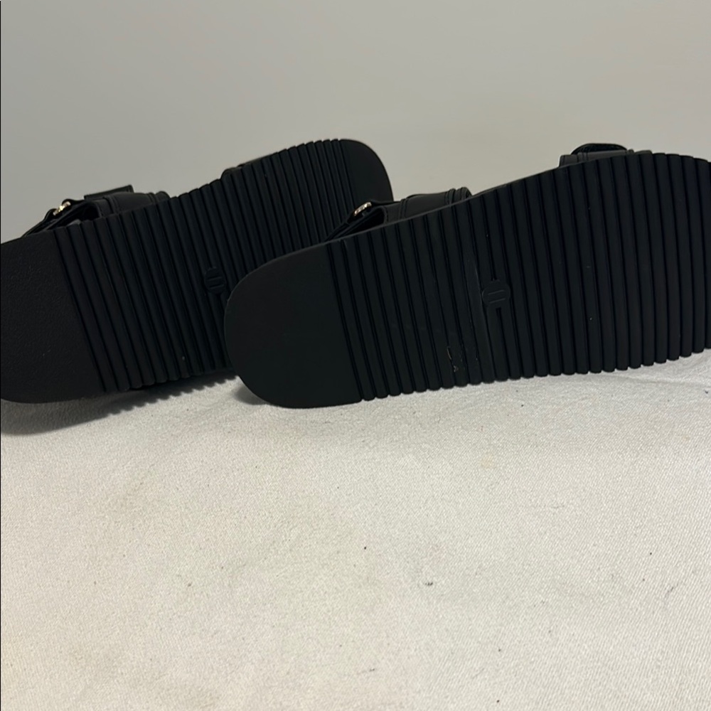 NEW. Steve Madden New York. Womens US 11  Mona Sandals - Picture 5 of 6